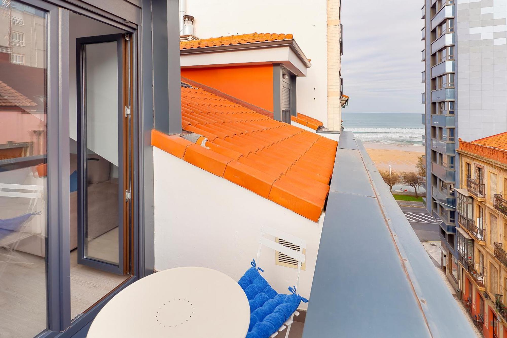 Atico Con Terraza En Playa De San Lorenzo Gijón Exteriör bild
